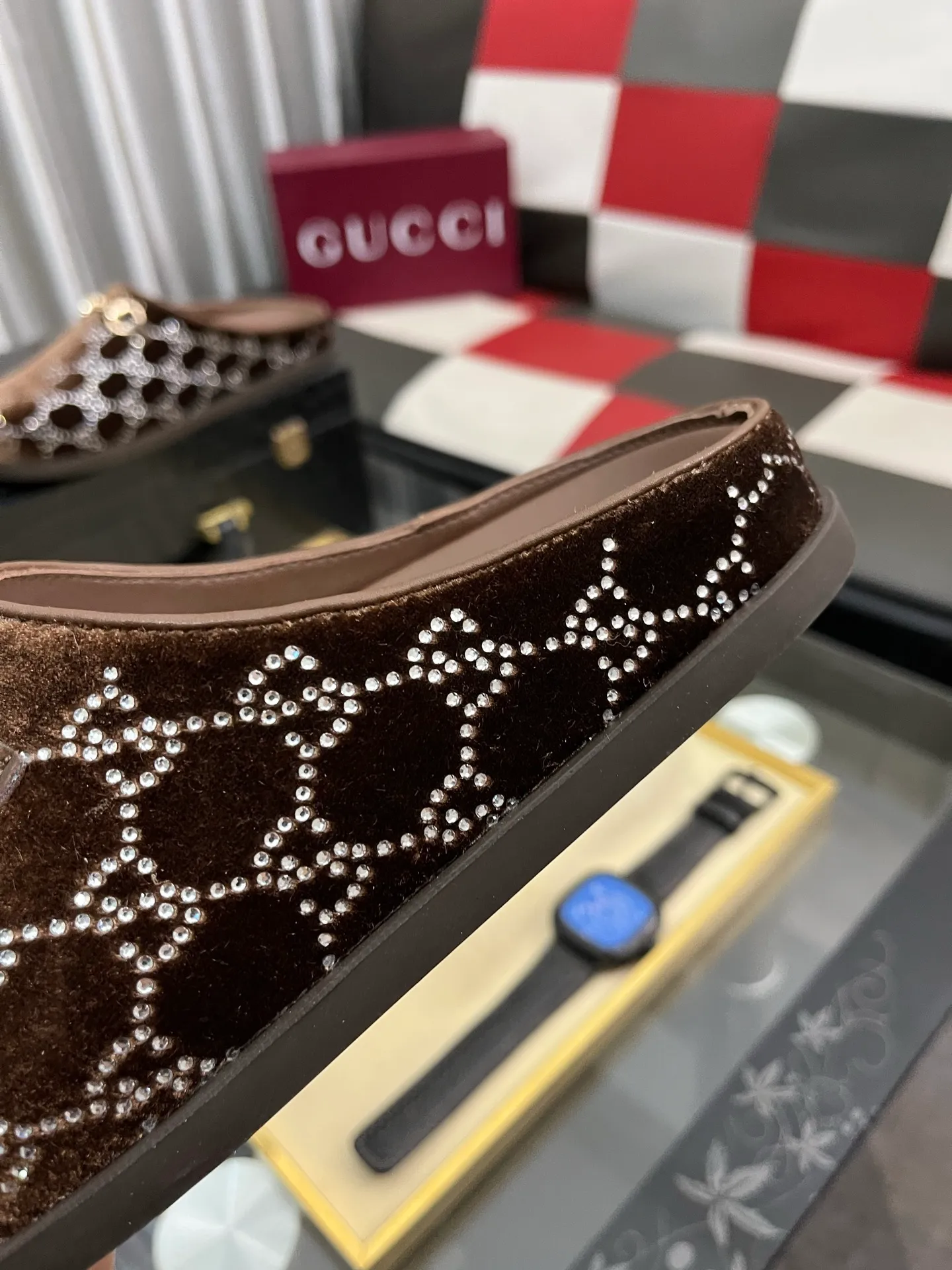 Ex-factory price: 460⌚️⌚️[Gucci] 2025 new season half-slip men's shoes, made of Italian imported first-layer frosted cowhide➕sheepskin lining, original hardware buckle, original combination of wear-resistant outsole, real shot 🎬 very comfortable on the feet, 4️⃣ colors available in sizes 38-44